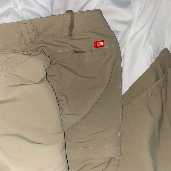 Women’s Cargo/ Short bottoms! - Picture 4 of 5